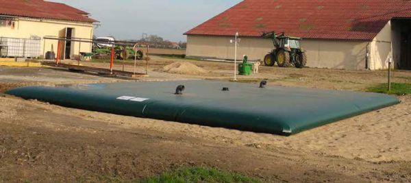 Réservoir souple pour le stockage de l'eau pour l'agriculture